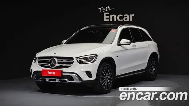 2020 Mercedes-Benz GLC-Class X253 GLC300e 4MATIC Sold VIN W1N0G5DB4LF816112 – rear exterior 2020 Mercedes-Benz GLC-Class X253 GLC300e 4MATIC Sold VIN W1N0G5DB4LF816112 – rear exterior