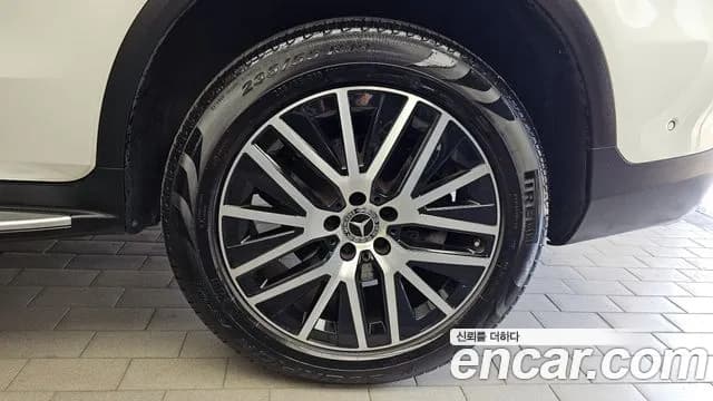 2021 Mercedes-Benz GLC-Class X253 GLC300e 4MATIC Sold VIN W1N0G5DB9MF925571 – front exterior 2021 Mercedes-Benz GLC-Class X253 GLC300e 4MATIC Sold VIN W1N0G5DB9MF925571 – front exterior