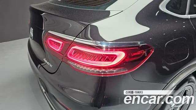 2021 Mercedes-Benz GLC-Class X253 GLC220 d 4MATIC Coupe Sold VIN W1N0J1FBXMF938126 – side profile 2021 Mercedes-Benz GLC-Class X253 GLC220 d 4MATIC Coupe Sold VIN W1N0J1FBXMF938126 – side profile