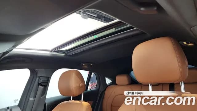 2021 Mercedes-Benz GLC-Class X253 GLC300e 4MATIC Coupe Sold VIN W1N0J5DB0MF892042 – interior seats 2021 Mercedes-Benz GLC-Class X253 GLC300e 4MATIC Coupe Sold VIN W1N0J5DB0MF892042 – interior seats