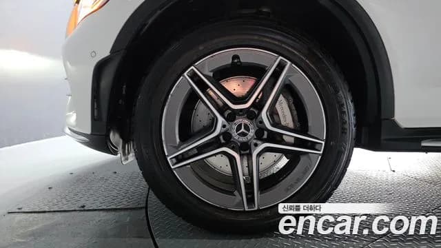 2021 Mercedes-Benz GLC-Class X253 GLC300e 4MATIC Coupe Sold VIN W1N0J5DB3MF929679 – front exterior 2021 Mercedes-Benz GLC-Class X253 GLC300e 4MATIC Coupe Sold VIN W1N0J5DB3MF929679 – front exterior