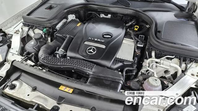 2021 Mercedes-Benz GLC-Class X253 GLC300e 4MATIC Coupe Sold VIN W1N0J5DB8MF883699 – interior seats 2021 Mercedes-Benz GLC-Class X253 GLC300e 4MATIC Coupe Sold VIN W1N0J5DB8MF883699 – interior seats