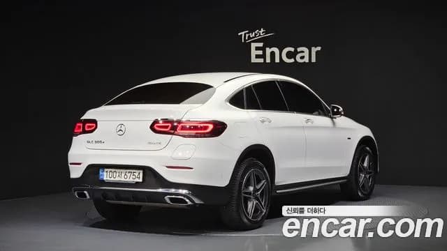 2020 Mercedes-Benz GLC-Class X253 GLC300e 4MATIC Coupe Sold VIN W1N0J5DBXLF819128 – side profile 2020 Mercedes-Benz GLC-Class X253 GLC300e 4MATIC Coupe Sold VIN W1N0J5DBXLF819128 – side profile