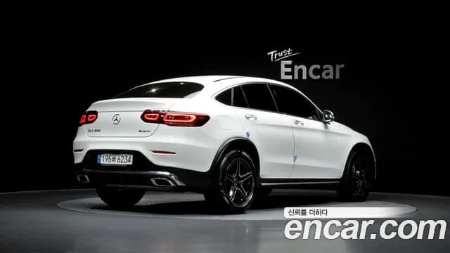 2023 Mercedes-Benz GLC-Class X253 GCL300 4MATIC Coupe Sold VIN W1N0J8EB111111111 – interior seats 2023 Mercedes-Benz GLC-Class X253 GCL300 4MATIC Coupe Sold VIN W1N0J8EB111111111 – interior seats