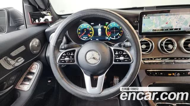 2020 Mercedes-Benz GLC-Class X253 GCL300 4MATIC Coupe Sold VIN W1N0J8EB4LF761887 – interior seats 2020 Mercedes-Benz GLC-Class X253 GCL300 4MATIC Coupe Sold VIN W1N0J8EB4LF761887 – interior seats