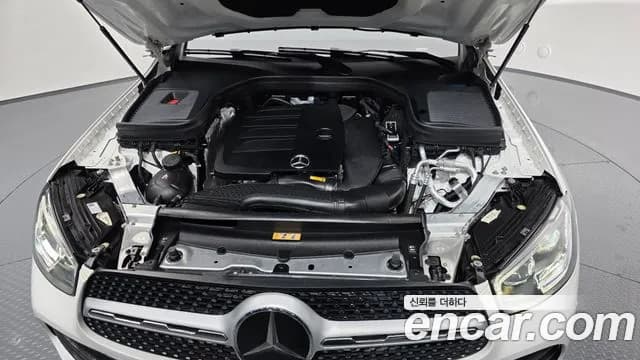 2023 Mercedes-Benz GLC-Class X253 GCL300 4MATIC Coupe Sold VIN W1N0J8EB8PG143648 – interior seats 2023 Mercedes-Benz GLC-Class X253 GCL300 4MATIC Coupe Sold VIN W1N0J8EB8PG143648 – interior seats