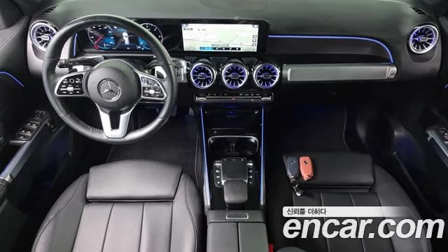 2023 Mercedes-Benz GLB-Class X247 GLB200 d Sold VIN W1N4M1CB5PW295184 – front exterior 2023 Mercedes-Benz GLB-Class X247 GLB200 d Sold VIN W1N4M1CB5PW295184 – front exterior