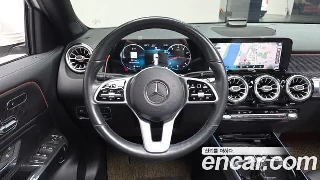 2021 Mercedes-Benz GLB-Class X247 GLB220 Sold VIN W1N4M4EB0MW104040 – side profile 2021 Mercedes-Benz GLB-Class X247 GLB220 Sold VIN W1N4M4EB0MW104040 – side profile