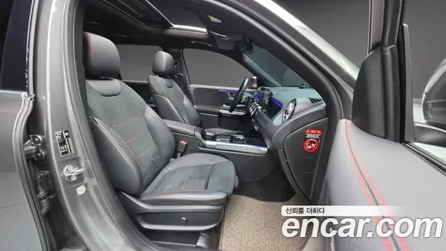 2021 Mercedes-Benz GLB-Class X247 GLB250 4MATIC Sold VIN W1N4M4HB5MW159546 – interior seats 2021 Mercedes-Benz GLB-Class X247 GLB250 4MATIC Sold VIN W1N4M4HB5MW159546 – interior seats