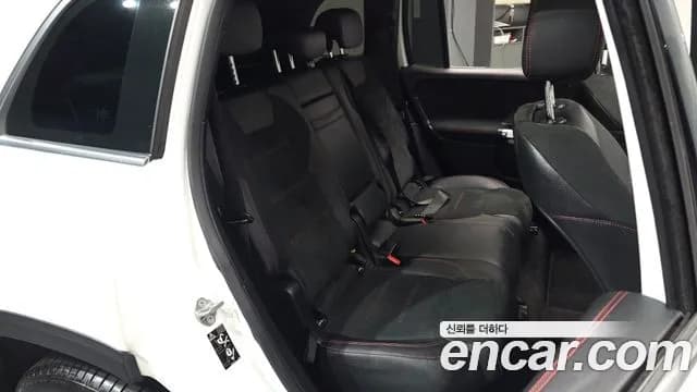2022 Mercedes-Benz GLB-Class X247 GLB250 4MATIC Sold VIN W1N4M4HB6NW200588 – interior seats 2022 Mercedes-Benz GLB-Class X247 GLB250 4MATIC Sold VIN W1N4M4HB6NW200588 – interior seats