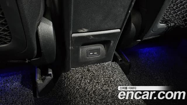 2021 Mercedes-Benz GLB-Class X247 GLB250 4MATIC Sold VIN W1N4M4HB8MW089623 – interior seats 2021 Mercedes-Benz GLB-Class X247 GLB250 4MATIC Sold VIN W1N4M4HB8MW089623 – interior seats