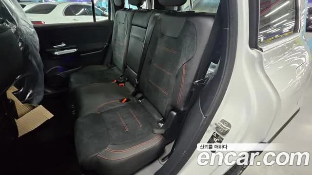 2025 Mercedes-Benz GLB-Class X247 GLB250 4MATIC Sold VIN W1N4M4HB9SW395694 – side profile 2025 Mercedes-Benz GLB-Class X247 GLB250 4MATIC Sold VIN W1N4M4HB9SW395694 – side profile