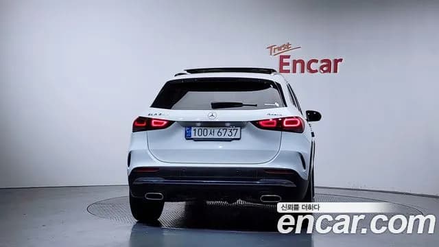2020 Mercedes-Benz GLA-Class H247 GLA250 4MATIC Sold VIN W1N4N4HB0LJ144431 – rear exterior 2020 Mercedes-Benz GLA-Class H247 GLA250 4MATIC Sold VIN W1N4N4HB0LJ144431 – rear exterior