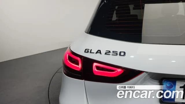2020 Mercedes-Benz GLA-Class H247 GLA250 4MATIC Sold VIN W1N4N4HB0LJ144431 – photo 14 2020 Mercedes-Benz GLA-Class H247 GLA250 4MATIC Sold VIN W1N4N4HB0LJ144431 – photo 14