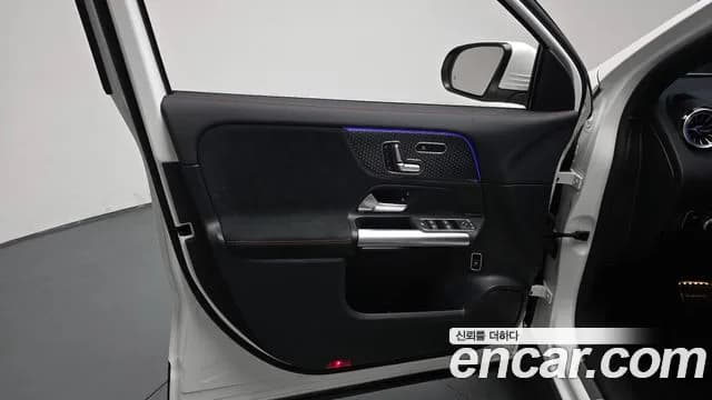2025 Mercedes-Benz GLA-Class H247 GLA250 4MATIC Sold VIN W1N4N4HB8SJ664584 – trunk area 2025 Mercedes-Benz GLA-Class H247 GLA250 4MATIC Sold VIN W1N4N4HB8SJ664584 – trunk area