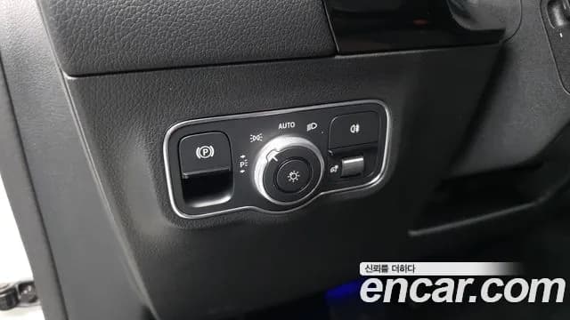 2021 Mercedes-Benz EQA H243 EQA250 Sold VIN W1N9N0BB0MJ012536 – interior seats 2021 Mercedes-Benz EQA H243 EQA250 Sold VIN W1N9N0BB0MJ012536 – interior seats