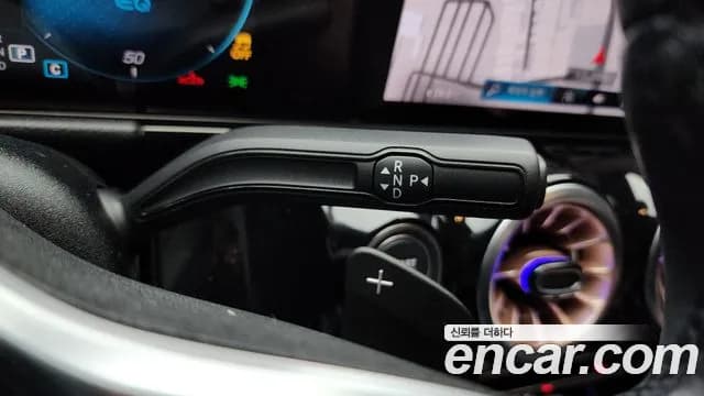 2021 Mercedes-Benz EQA H243 EQA250 Sold VIN W1N9N0BBXMJ007585 – interior seats 2021 Mercedes-Benz EQA H243 EQA250 Sold VIN W1N9N0BBXMJ007585 – interior seats