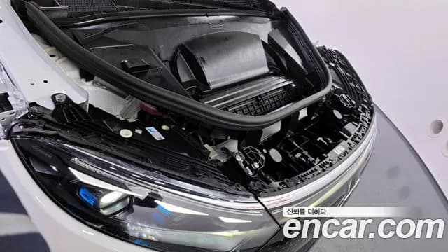 2023 Mercedes-Benz EQS SUV X296 EQS450 4MATIC Sold VIN W1NDM2EB6PA015739 – interior seats 2023 Mercedes-Benz EQS SUV X296 EQS450 4MATIC Sold VIN W1NDM2EB6PA015739 – interior seats