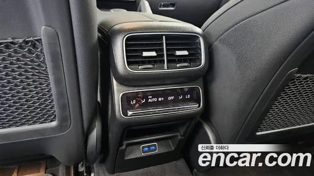 2023 Mercedes-Benz GLE-Class W167 GLE300d 4MATIC Sold VIN W1NFB0KB3PB019183 – exterior detail 2023 Mercedes-Benz GLE-Class W167 GLE300d 4MATIC Sold VIN W1NFB0KB3PB019183 – exterior detail