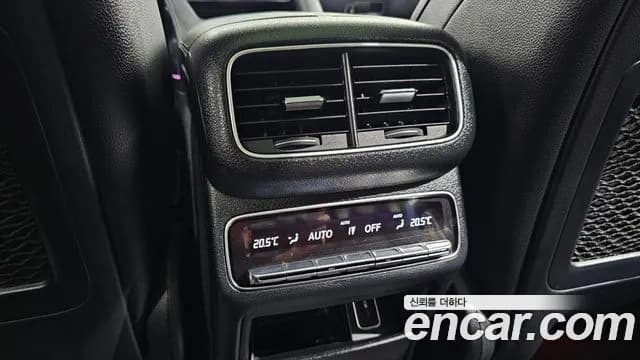 2020 Mercedes-Benz GLE-Class W167 GLE300d 4MATIC Sold VIN W1NFB1KB0LA143126 – exterior detail 2020 Mercedes-Benz GLE-Class W167 GLE300d 4MATIC Sold VIN W1NFB1KB0LA143126 – exterior detail
