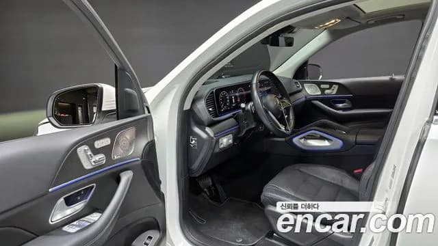 2023 Mercedes-Benz GLE-Class W167 GLE450 4MATIC Sold VIN W1NFB5KB6PB009454 – interior seats 2023 Mercedes-Benz GLE-Class W167 GLE450 4MATIC Sold VIN W1NFB5KB6PB009454 – interior seats