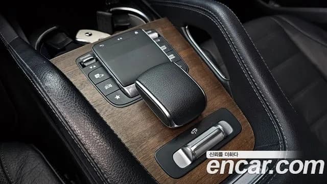 2021 Mercedes-Benz GLS-Class X167 GLS400d 4MATIC Sold VIN W1NFF2DE4MA327911 – interior seats 2021 Mercedes-Benz GLS-Class X167 GLS400d 4MATIC Sold VIN W1NFF2DE4MA327911 – interior seats