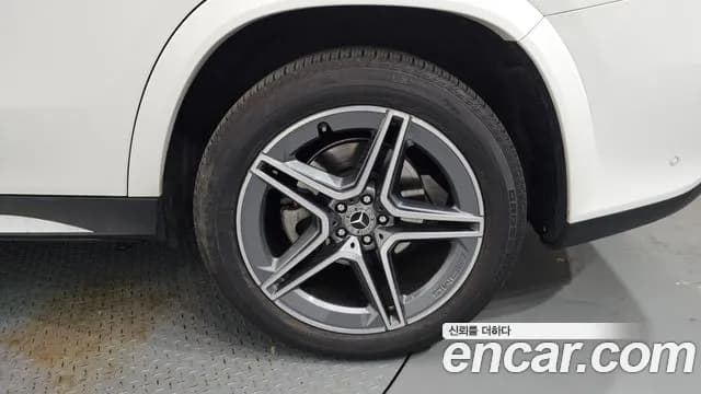 2021 Mercedes-Benz GLS-Class X167 GLS400d 4MATIC Sold VIN W1NFF2DE5MA443540 – photo 13 2021 Mercedes-Benz GLS-Class X167 GLS400d 4MATIC Sold VIN W1NFF2DE5MA443540 – photo 13