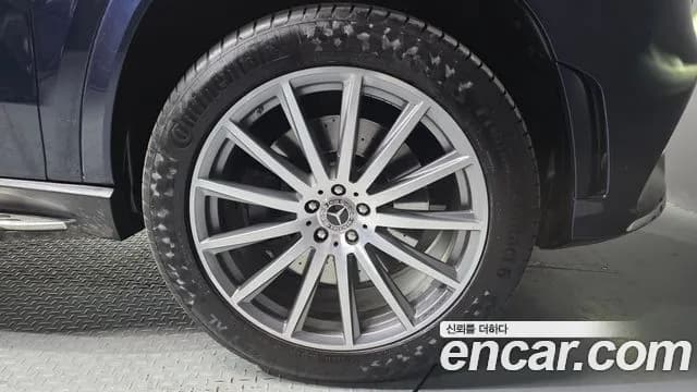 2021 Mercedes-Benz GLS-Class X167 GLS580 4MATIC Sold VIN W1NFF8GE0MA415594 – interior seats 2021 Mercedes-Benz GLS-Class X167 GLS580 4MATIC Sold VIN W1NFF8GE0MA415594 – interior seats