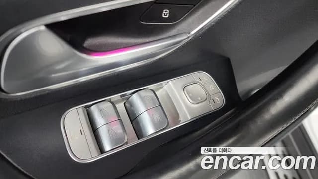 2021 Mercedes-Benz GLS-Class X167 GLS580 4MATIC Sold VIN W1NFF8GE2MA531766 – trunk area 2021 Mercedes-Benz GLS-Class X167 GLS580 4MATIC Sold VIN W1NFF8GE2MA531766 – trunk area