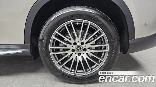 2024 Mercedes-Benz GLC-Class X254 GLC220 d 4MATIC Sold VIN W1NKM0FB9RF159446 – exterior detail 2024 Mercedes-Benz GLC-Class X254 GLC220 d 4MATIC Sold VIN W1NKM0FB9RF159446 – exterior detail