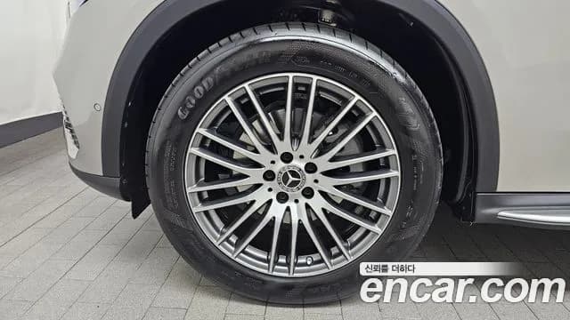 2024 Mercedes-Benz GLC-Class X254 GLC220 d 4MATIC Sold VIN W1NKM0FB9RF159446 – undercarriage 2024 Mercedes-Benz GLC-Class X254 GLC220 d 4MATIC Sold VIN W1NKM0FB9RF159446 – undercarriage