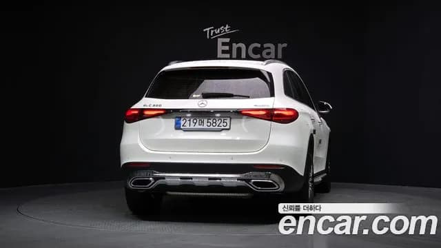 2025 Mercedes-Benz GLC-Class X254 GLC 300 4MATIC Avantgarde Sold VIN W1NKM4HB1SF403326 – trunk area 2025 Mercedes-Benz GLC-Class X254 GLC 300 4MATIC Avantgarde Sold VIN W1NKM4HB1SF403326 – trunk area