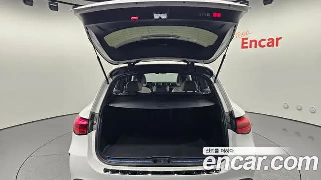 2026 Mercedes-Benz GLC-Class X254 GLC300 4MATIC AMG Line Sold VIN W1NKM4HB3TF515630 – rear exterior 2026 Mercedes-Benz GLC-Class X254 GLC300 4MATIC AMG Line Sold VIN W1NKM4HB3TF515630 – rear exterior