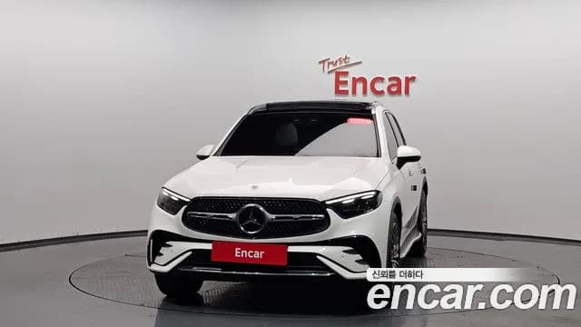 2024 Mercedes-Benz GLC-Class X254 GLC300 4MATIC AMG Line Sold VIN W1NKM4HB8RF215963 – interior seats 2024 Mercedes-Benz GLC-Class X254 GLC300 4MATIC AMG Line Sold VIN W1NKM4HB8RF215963 – interior seats