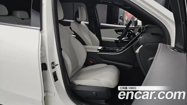 2024 Mercedes-Benz GLC-Class X254 GLC300 4MATIC AMG Line Sold VIN W1NKM4HB8RF215963 – photo 22 2024 Mercedes-Benz GLC-Class X254 GLC300 4MATIC AMG Line Sold VIN W1NKM4HB8RF215963 – photo 22
