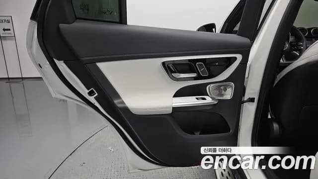2024 Mercedes-Benz GLC-Class X254 GLC300 4MATIC AMG Line Sold VIN W1NKM4HB8RF215963 – photo 28 2024 Mercedes-Benz GLC-Class X254 GLC300 4MATIC AMG Line Sold VIN W1NKM4HB8RF215963 – photo 28