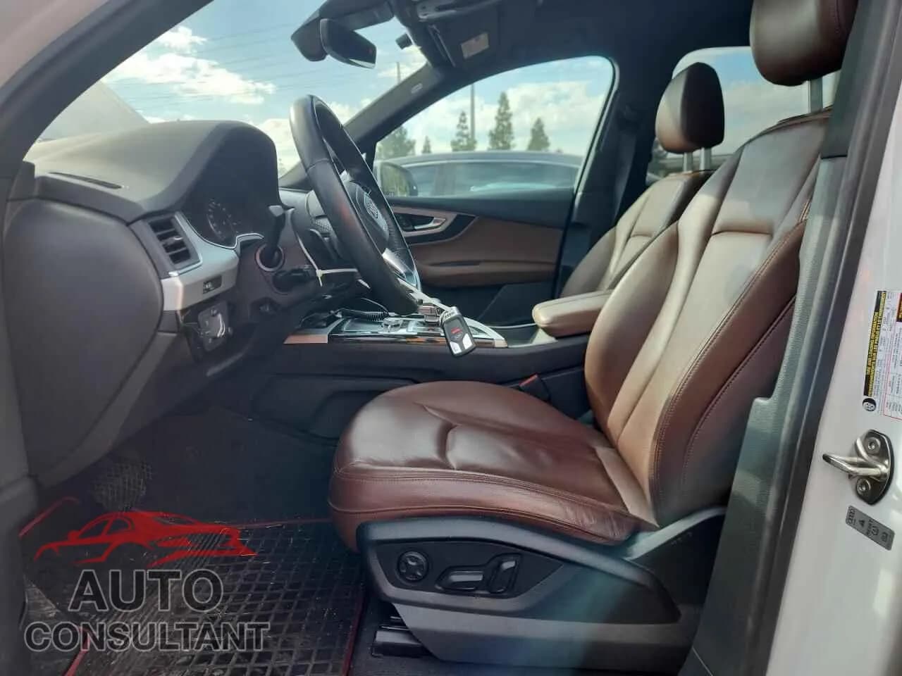 2019 AUDI Q7 Damaged VIN WA1AHAF7XKD016526 – exterior detail 2019 AUDI Q7 Damaged VIN WA1AHAF7XKD016526 – exterior detail