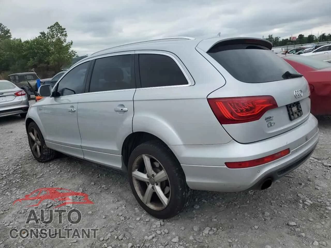 2013 AUDI Q7 Damaged VIN WA1DGAFE7DD011897 – rear exterior 2013 AUDI Q7 Damaged VIN WA1DGAFE7DD011897 – rear exterior