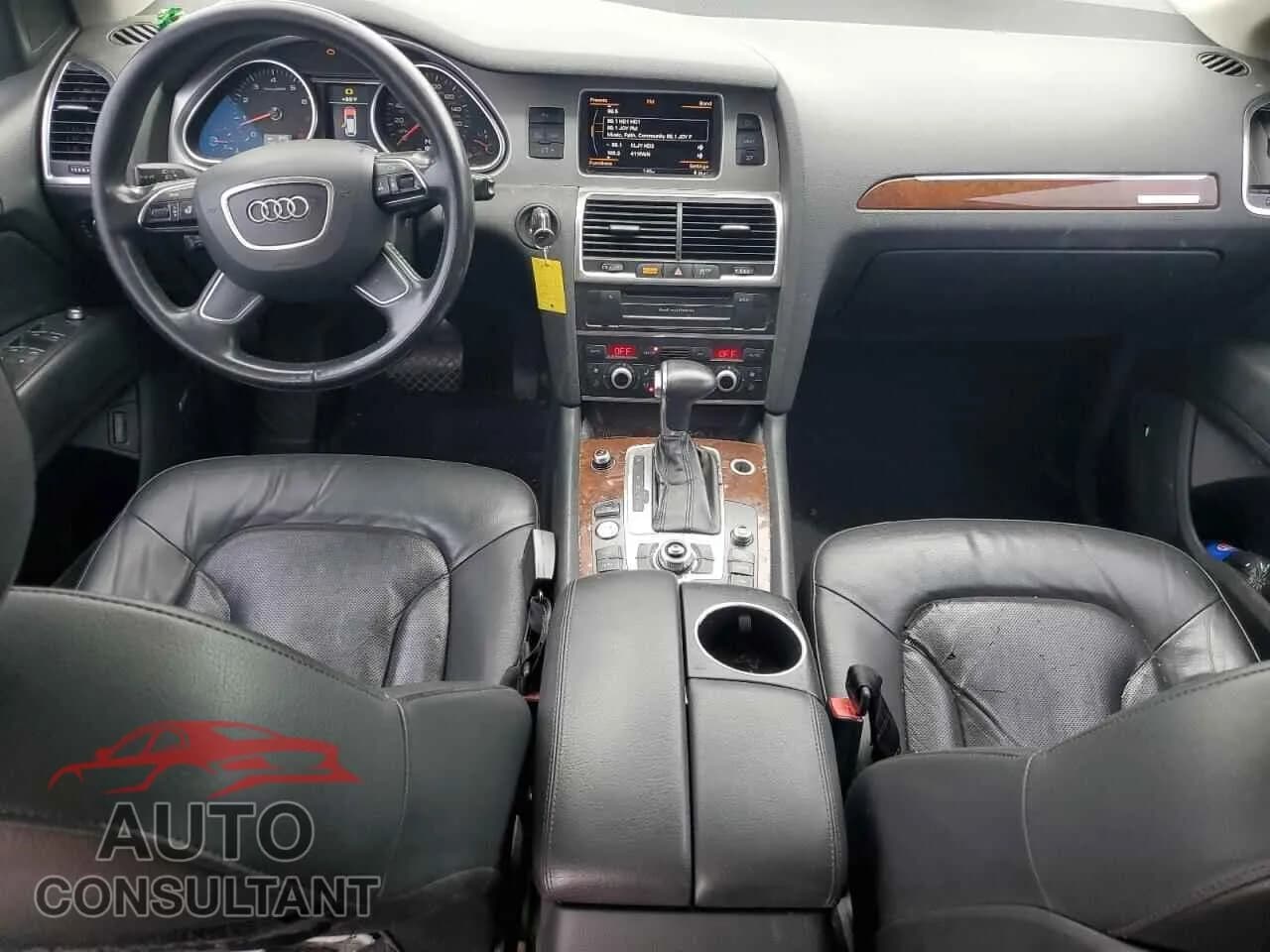 2013 AUDI Q7 Damaged VIN WA1DGAFE7DD011897 – undercarriage 2013 AUDI Q7 Damaged VIN WA1DGAFE7DD011897 – undercarriage