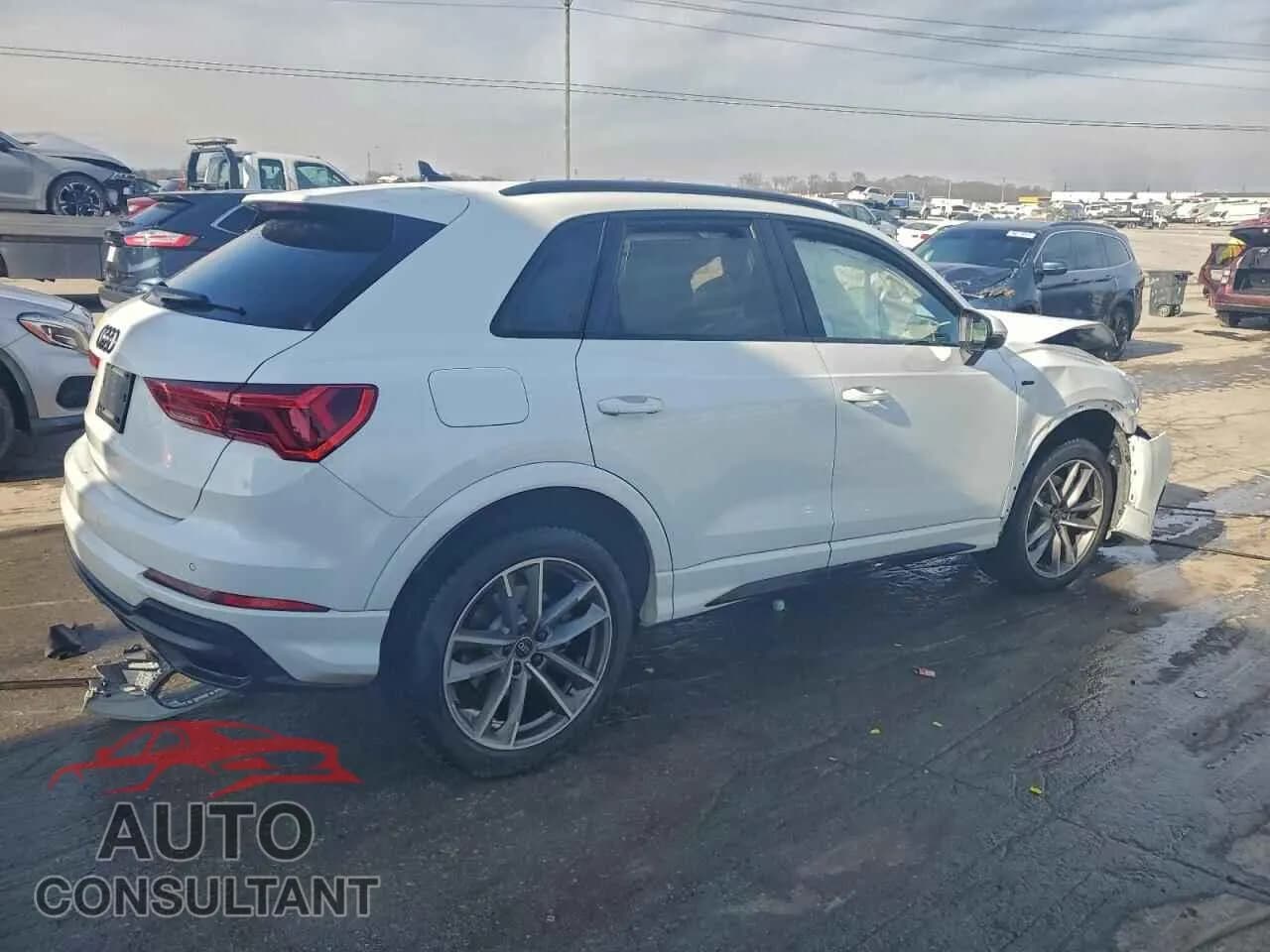 2024 AUDI Q3 Damaged VIN WA1EECF38R1147016 – side profile 2024 AUDI Q3 Damaged VIN WA1EECF38R1147016 – side profile