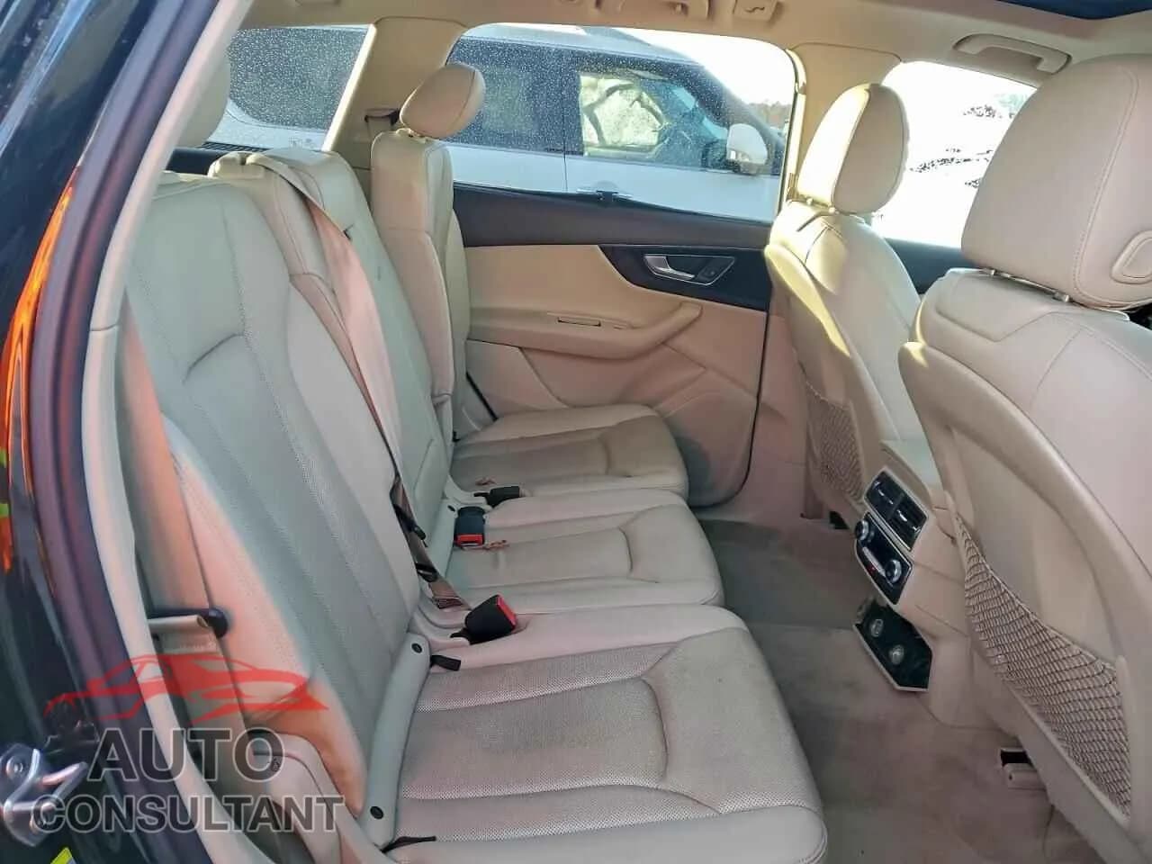 2017 AUDI Q7 Damaged VIN WA1LAAF75HD020568 – photo 11 2017 AUDI Q7 Damaged VIN WA1LAAF75HD020568 – photo 11