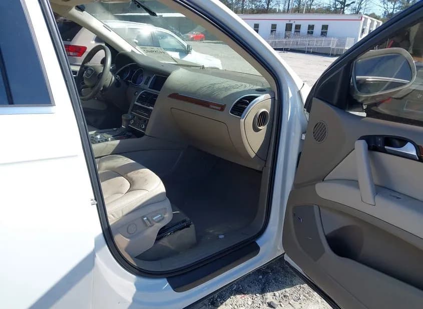 2015 AUDI Q7 Used VIN WA1LGAFE8FD013916 – odometer reading 2015 AUDI Q7 Used VIN WA1LGAFE8FD013916 – odometer reading