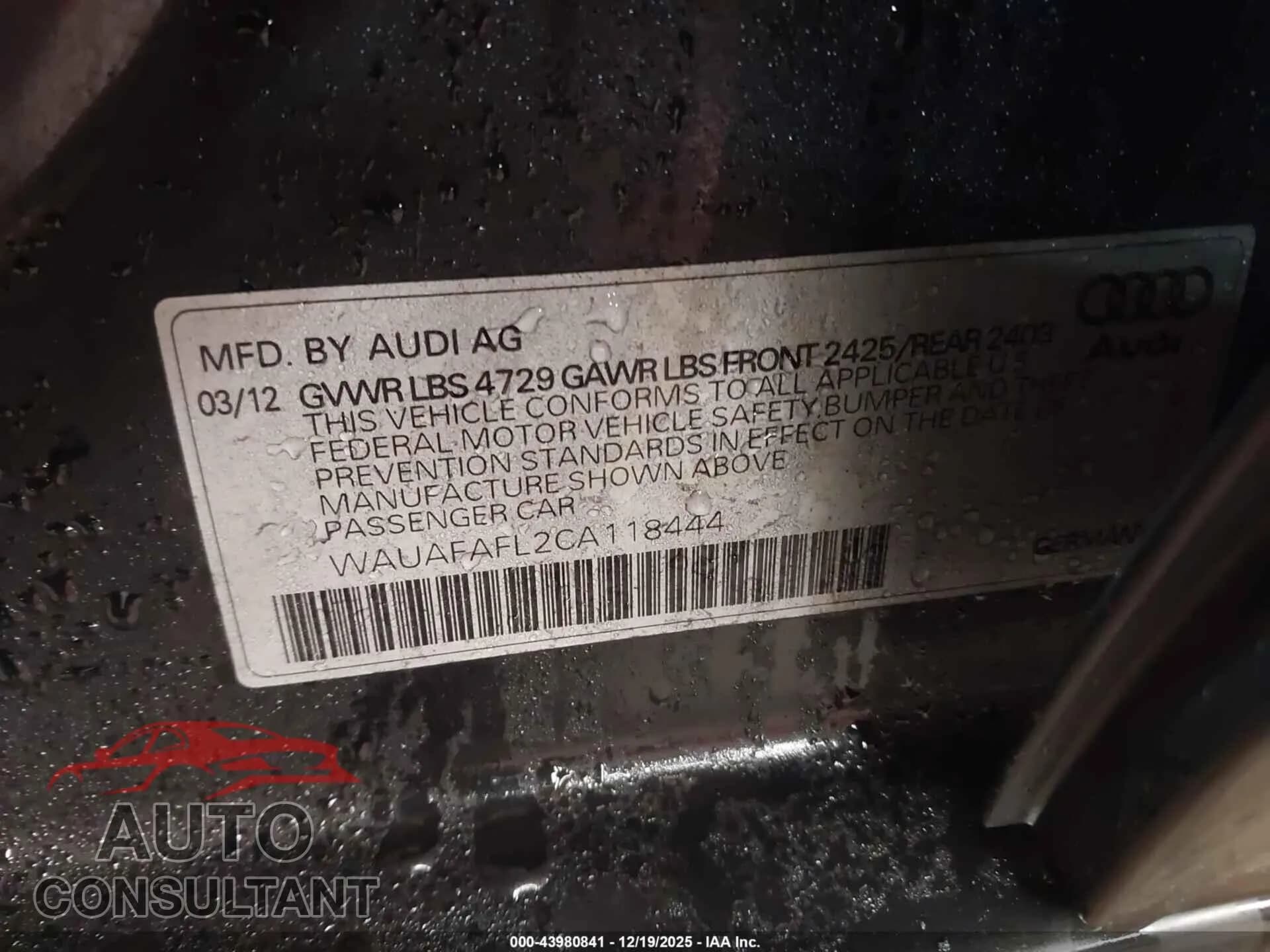 2012 AUDI A4 Damaged VIN WAUAFAFL2CA118444 – trunk area 2012 AUDI A4 Damaged VIN WAUAFAFL2CA118444 – trunk area
