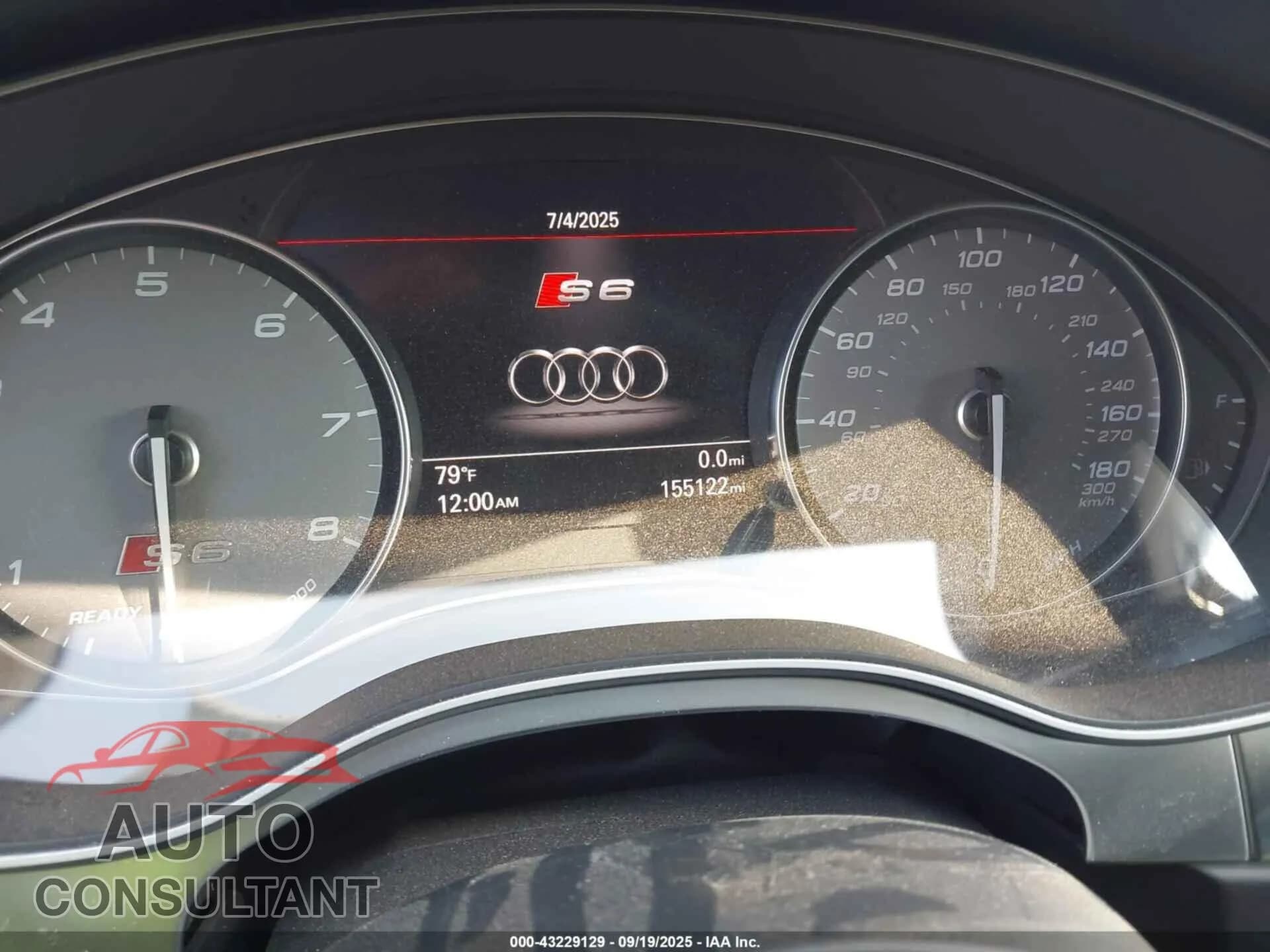 2017 AUDI S6 Damaged VIN WAUFFAFC2HN053794 – exterior detail 2017 AUDI S6 Damaged VIN WAUFFAFC2HN053794 – exterior detail