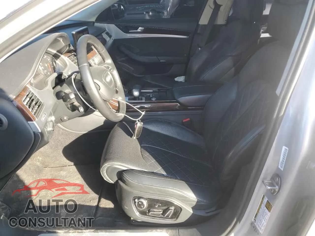 2015 AUDI A8 Damaged VIN WAUJ2AFD1FN024525 – exterior detail 2015 AUDI A8 Damaged VIN WAUJ2AFD1FN024525 – exterior detail