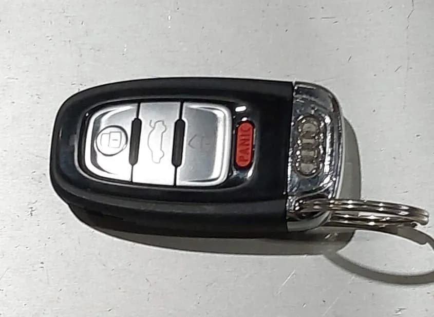 2012 AUDI A8 Used VIN WAURVAFD8CN015472 – photo 11 2012 AUDI A8 Used VIN WAURVAFD8CN015472 – photo 11