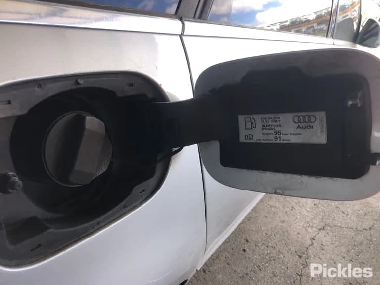 2010 Audi A6 Used VIN WAUZZZ4F2AN049685 – dashboard 2010 Audi A6 Used VIN WAUZZZ4F2AN049685 – dashboard