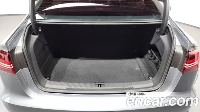 2018 Audi New A6 35 TDI Premium Sold VIN WAUZZZ4G6JN107743 – interior seats 2018 Audi New A6 35 TDI Premium Sold VIN WAUZZZ4G6JN107743 – interior seats