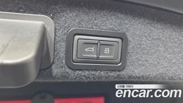 2018 Audi New A6 35 TDI Quattro Premium Sold VIN WAUZZZ4GXJN115456 – trunk area 2018 Audi New A6 35 TDI Quattro Premium Sold VIN WAUZZZ4GXJN115456 – trunk area