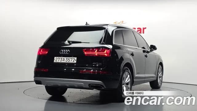 2019 Audi Q7 (4M) 45 TFSI Quattro Sold VIN WAUZZZ4M5KD042445 – side profile 2019 Audi Q7 (4M) 45 TFSI Quattro Sold VIN WAUZZZ4M5KD042445 – side profile
